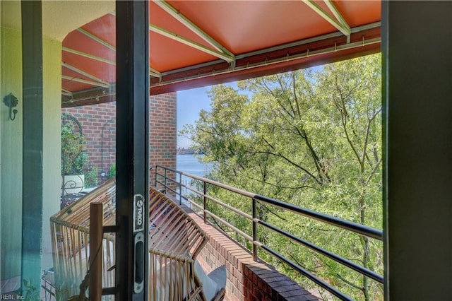 255 College Cross Unit 87, Norfolk, VA 23510 - balcony with a water view