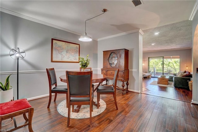 255 College Cross Unit 87, Norfolk, VA 23510 - dining space with dark wood-style flooring, visible vents, crown molding, baseboards, and recessed lighting