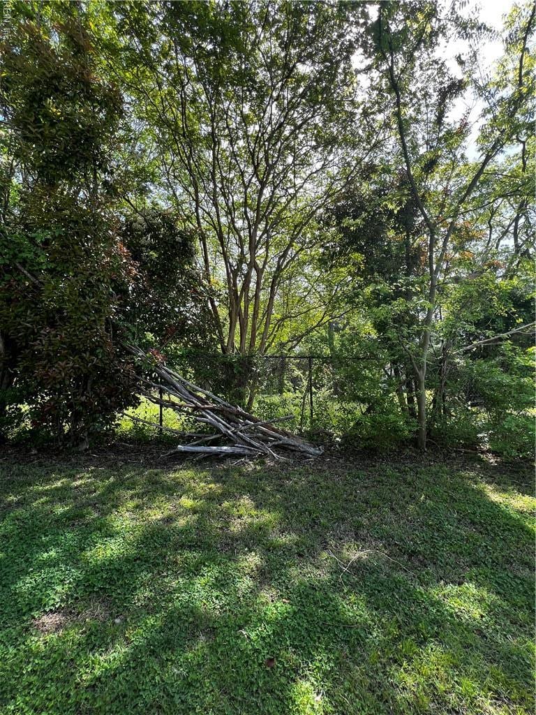 105 Prentiss Ln, Hampton, VA 23669