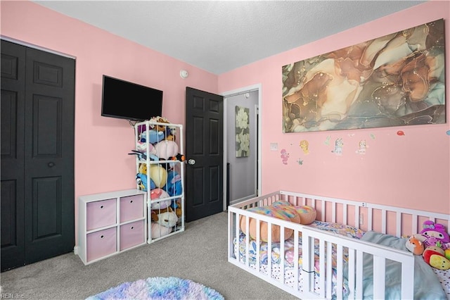 bedroom featuring carpet flooring