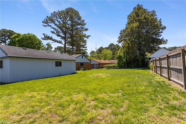 view of yard featuring fence