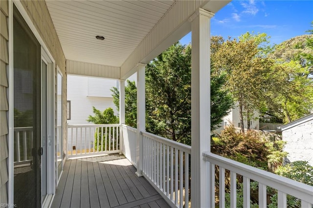 8506 Atlantic Ave Unit B, Virginia Beach, VA 23451 - deck with a porch