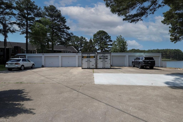 8562 Executive Dr Unit B2, Norfolk, VA 23503 - view of garage