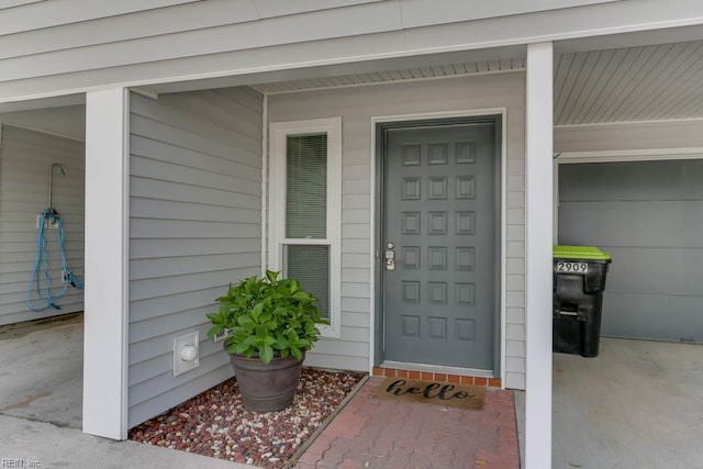 view of property entrance