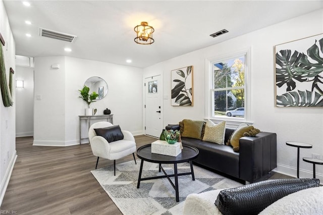 9 W Bayberry Ct, Hampton, VA 23669 - living room with baseboards, visible vents, and wood finished floors
