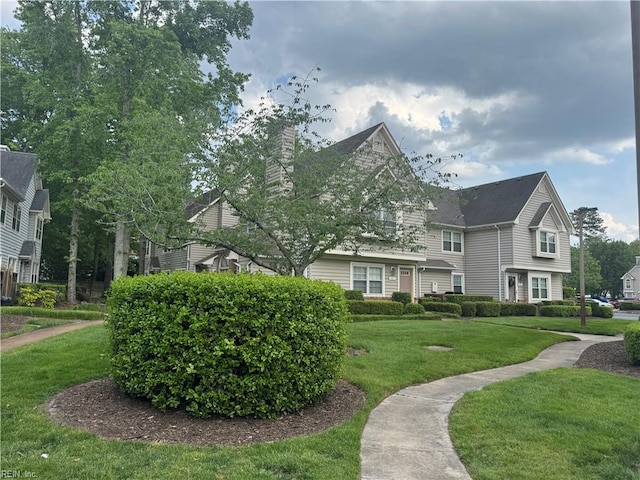 700 Rapidan River Ct Unit D, Chesapeake, VA 23320 - surrounding community featuring a lawn