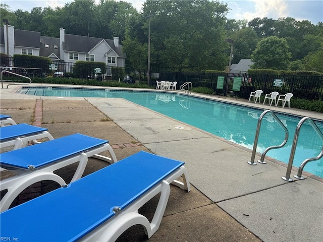700 Rapidan River Ct Unit D, Chesapeake, VA 23320 - community pool with fence and a patio area
