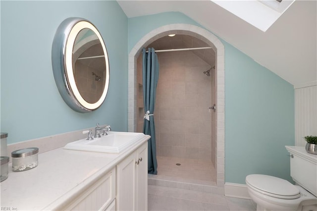 1263 Murphys Mill Rd, Suffolk, VA 23434 - full bathroom with toilet, lofted ceiling, tiled shower, and tile patterned flooring