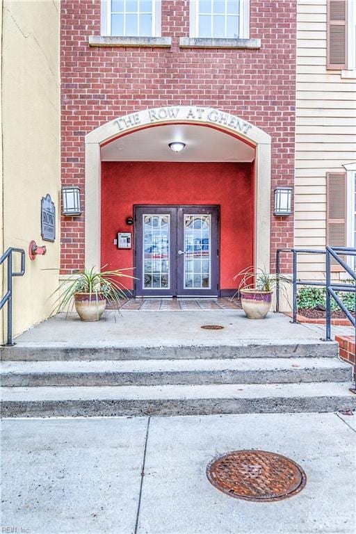 1400 Granby St Unit 117, Norfolk, VA 23510 - property entrance featuring brick siding and french doors