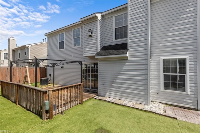 159 Stoney Ridge Ave, Suffolk, VA 23435 - rear view of property with a shingled roof, fence, a yard, and a deck