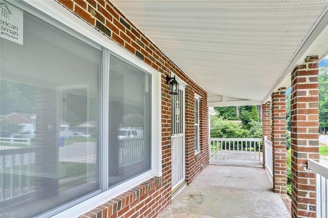 913 Garfield Ave, Suffolk, VA 23434 - view of patio / terrace with a porch