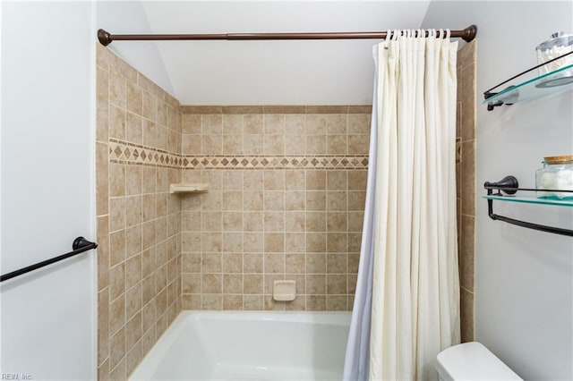200 Moodys Run, Williamsburg, VA 23185 - full bathroom with shower / bath combo with shower curtain, toilet, and lofted ceiling