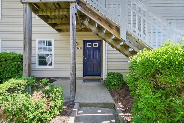view of property entrance