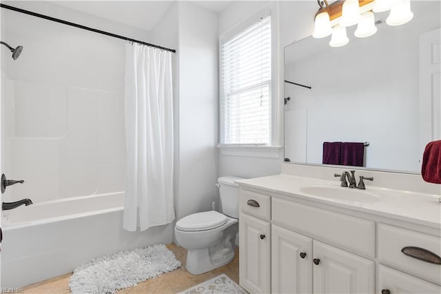 bathroom featuring toilet, tile patterned flooring, plenty of natural light, and shower / bath combo