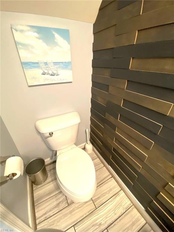 bathroom featuring toilet