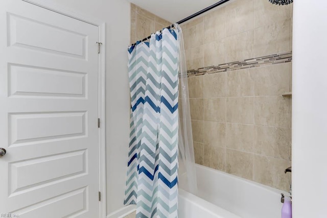 3214 Herbert St, Norfolk, VA 23513 - full bath featuring shower / bath combo with shower curtain