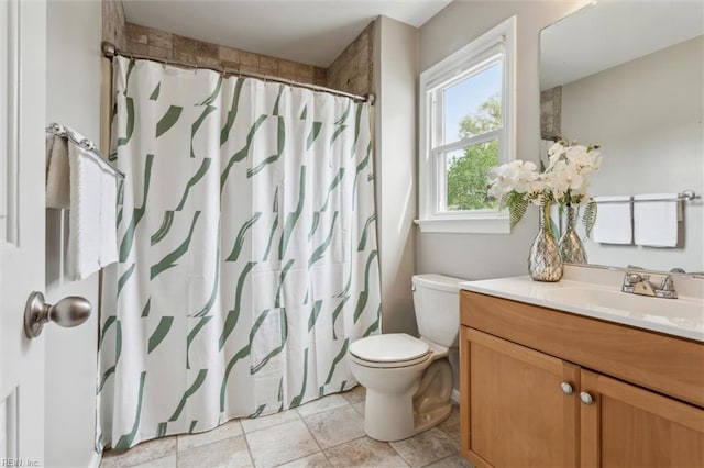 full bathroom with vanity, toilet, and a shower with shower curtain