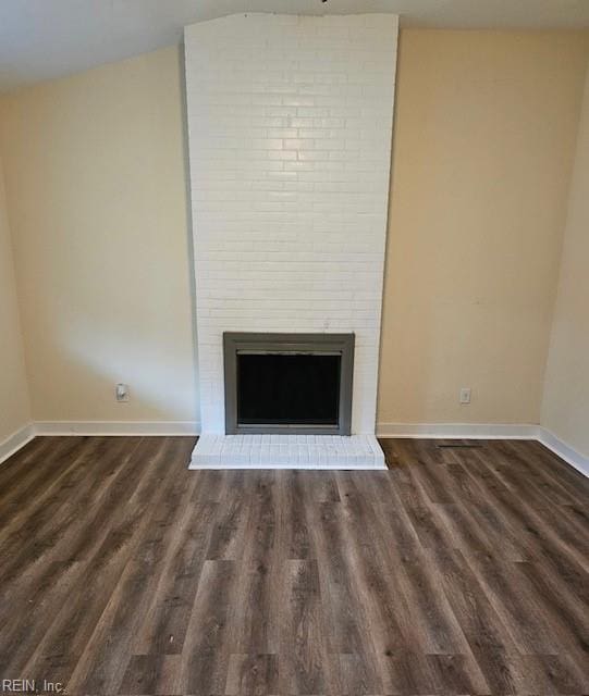 interior details featuring baseboards and wood finished floors