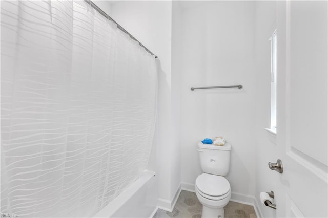411 Middleton Way, Chesapeake, VA 23322 - bathroom featuring toilet, baseboards, and shower / bathtub combination with curtain