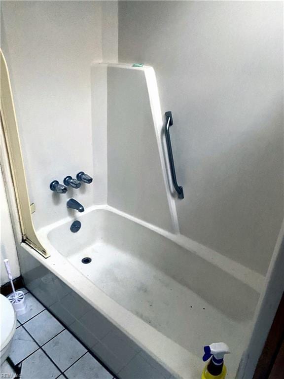 3810 Seaford Rd, Seaford, VA 23696 - full bath with toilet, tile patterned flooring, and shower / bathing tub combination