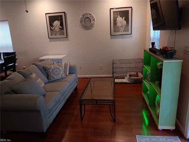 1815 Tidewater Dr, Norfolk, VA 23504 - living area featuring wood finished floors and baseboards