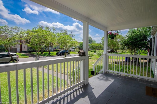 8123 Kenwood Dr, Norfolk, VA 23518 - view of porch