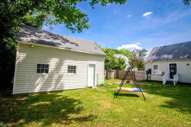 8123 Kenwood Dr, Norfolk, VA 23518 - view of yard
