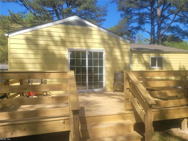 890 Cheyanne Dr, Newport News, VA 23608 - view of wooden deck