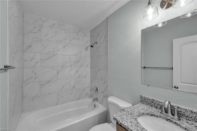 912 W 31st St, Norfolk, VA 23508 - full bath with shower / bathing tub combination, vanity, toilet, and a textured wall