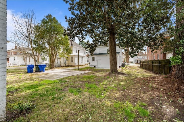 325 S Main St, Suffolk, VA 23434 - view of yard with fence and a residential view