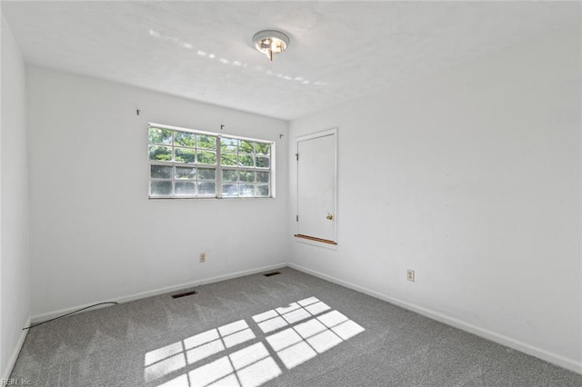 120 Commodore Dr, Hampton, VA 23669 - carpeted spare room featuring baseboards