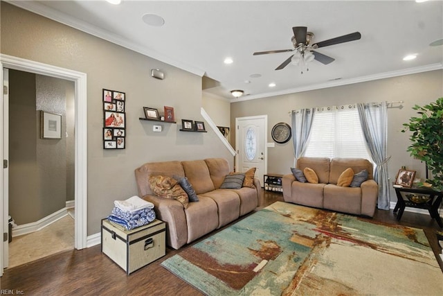 living area featuring crown molding, dark wood finished floors, baseboards, ceiling fan, and recessed lighting