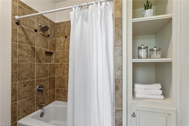 full bath featuring shower / tub combo