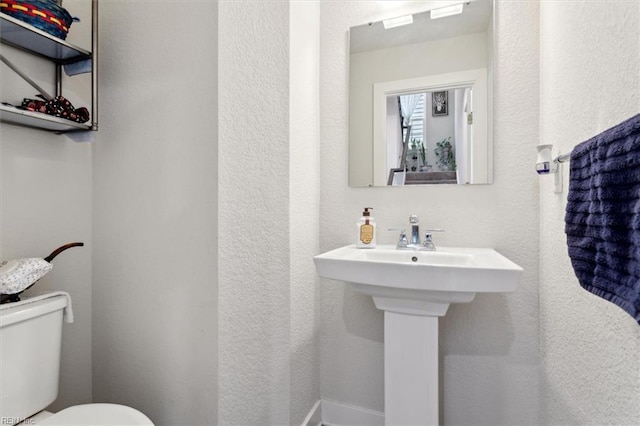 909 Porte Crayon St, Chesapeake, VA 23323 - bathroom with toilet