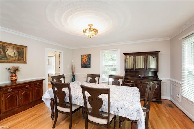 338 W Olney Rd, Norfolk, VA 23507 - dining space featuring light wood-style flooring, crown molding, and wainscoting