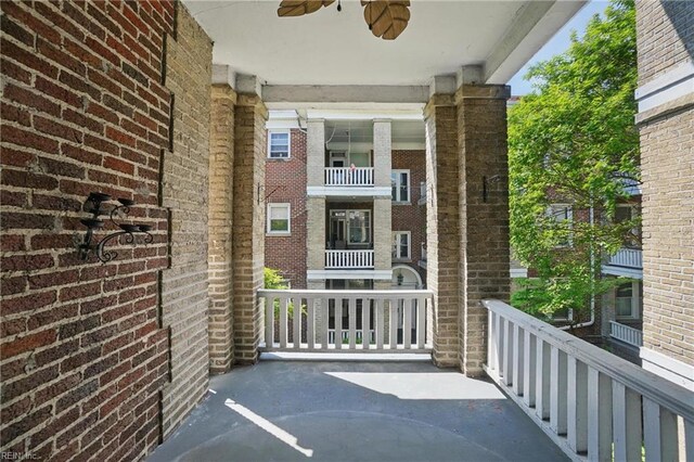 balcony with a ceiling fan