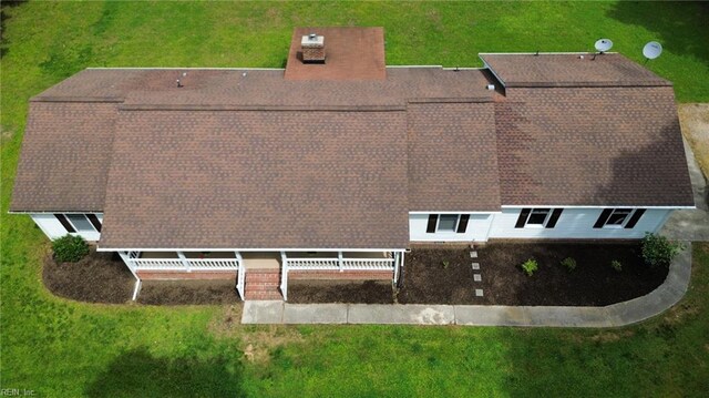 aerial view of property and surrounding area