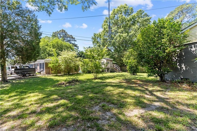 3701 Edinburgh Dr, Virginia Beach, VA 23452 - view of green lawn
