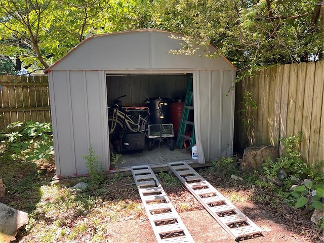 3701 Edinburgh Dr, Virginia Beach, VA 23452 - view of shed with fence