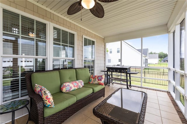 110 Lands End Dr, Elizabeth City, NC 27909 - sunroom featuring an outdoor living space and a ceiling fan