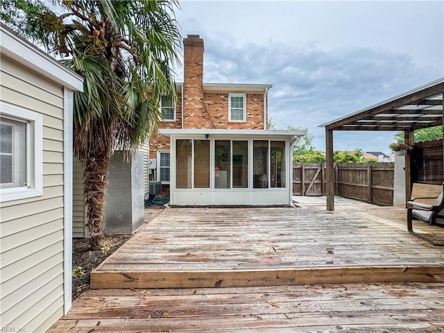 634 Biltmore Dr, Virginia Beach, VA 23454 - wooden terrace with a sunroom and fence