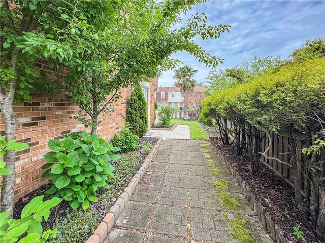 634 Biltmore Dr, Virginia Beach, VA 23454 - view of property's community with a fenced backyard