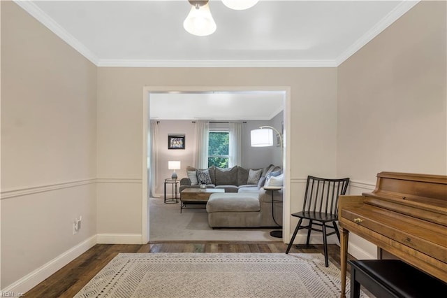 6 Hastings Ln, Williamsburg, VA 23188 - living area with wood finished floors, crown molding, and baseboards