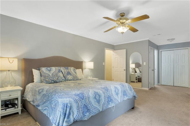 6 Hastings Ln, Williamsburg, VA 23188 - bedroom with carpet, crown molding, ceiling fan, and baseboards