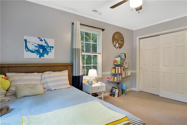 6 Hastings Ln, Williamsburg, VA 23188 - bedroom with a closet, carpet floors, crown molding, a ceiling fan, and baseboards