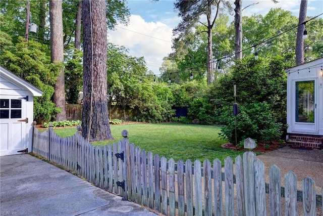 21 Westover Rd, Newport News, VA 23601 - view of yard