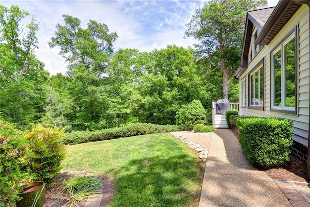 108 Devonshire Dr, Williamsburg, VA 23188 - view of green lawn