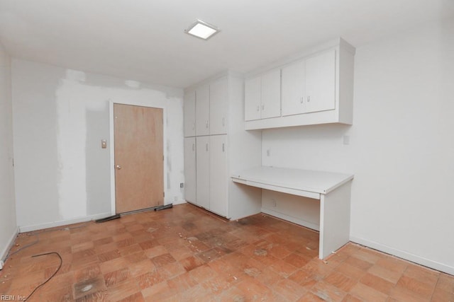 6025 River Rd, Norfolk, VA 23505 - laundry room featuring baseboards