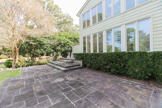6025 River Rd, Norfolk, VA 23505 - view of patio