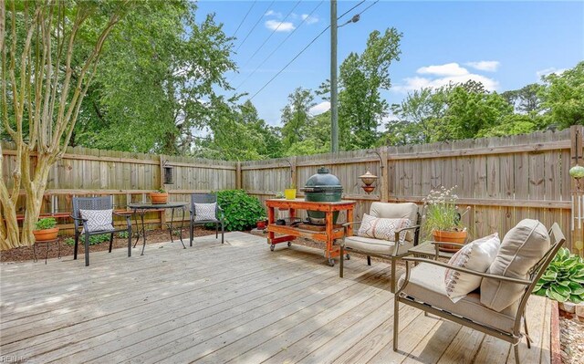 8 Riverview Ct, Suffolk, VA 23434 - deck with a fenced backyard and grilling area